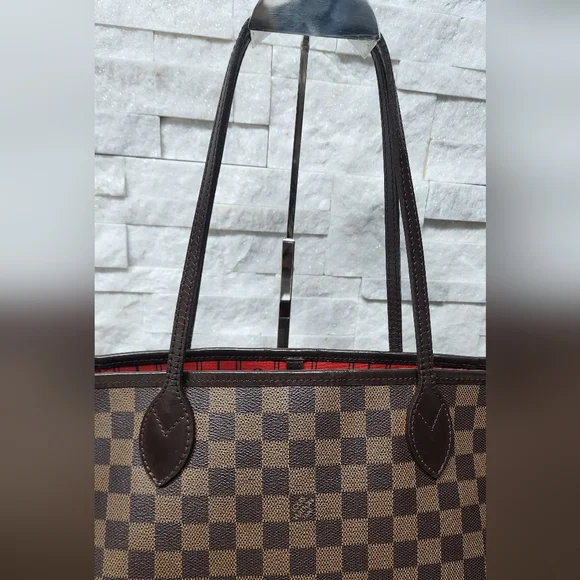 π Authentic Louis Vuitton Neverfull Damier Ebene Tote MM - Picture 5 of 16